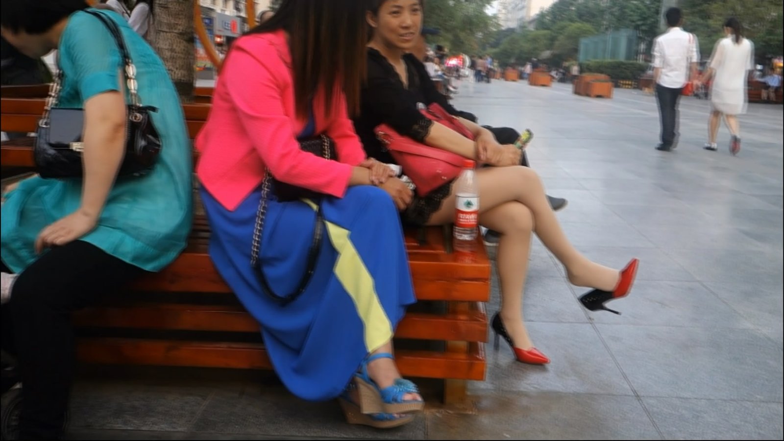 streetsnapdangl[00 01 40][20181129 235435 7]